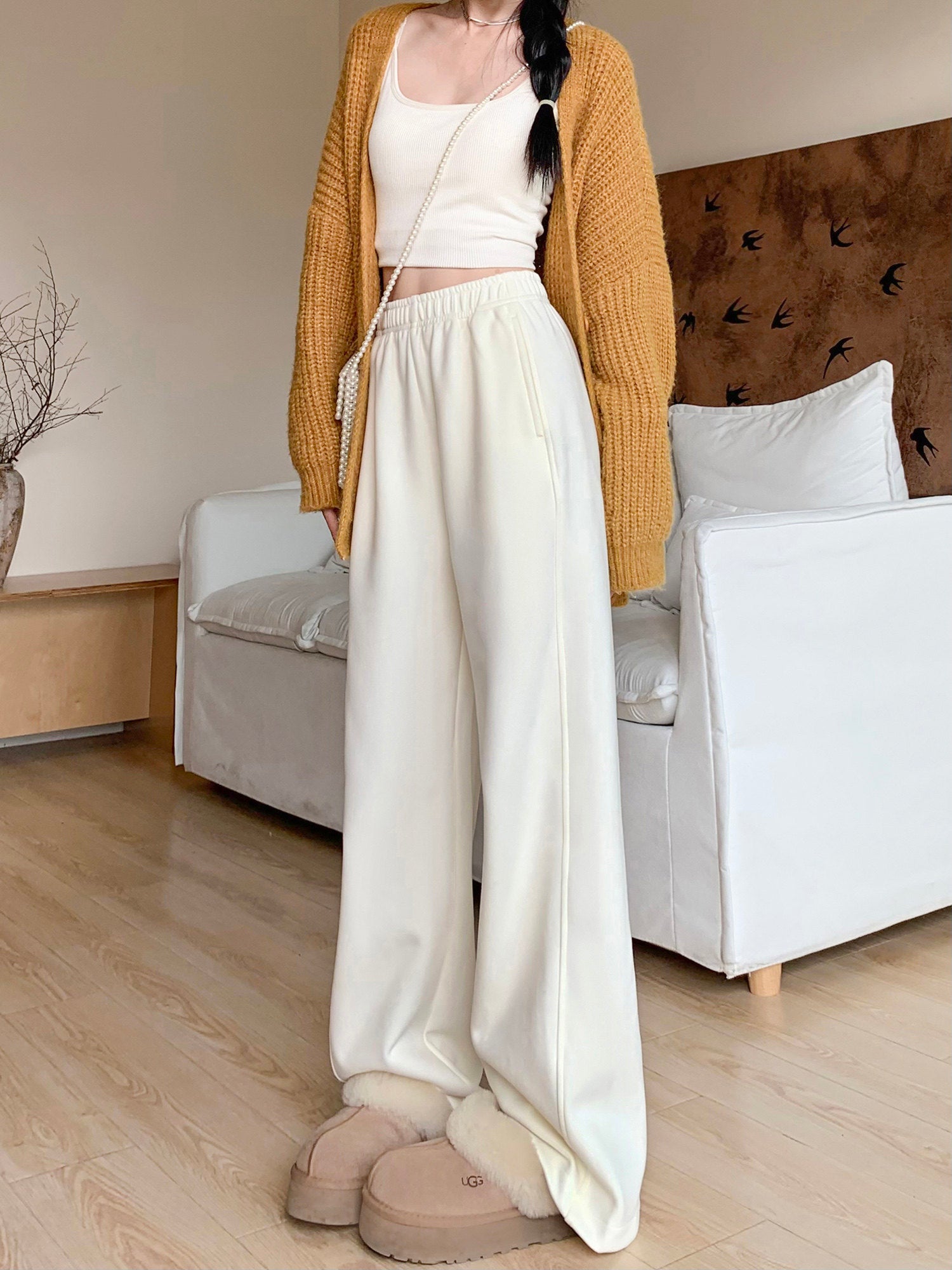 Gray Fleece Wide-Leg Sweatpants for Women – 2025 Winter Thickened Straight-Cut Glutinous Rice Pants