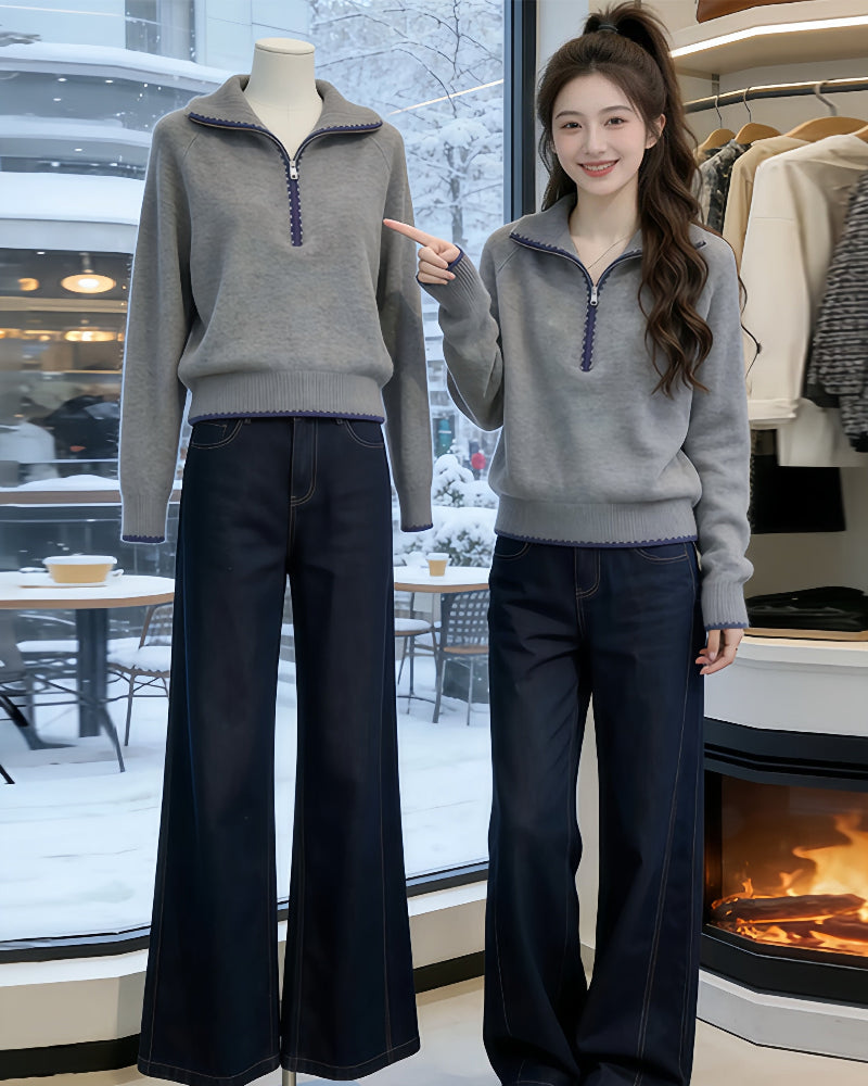 Contrasting half-zip turtleneck knitted top